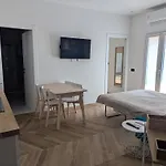 Bright 2-Room Apartment For Friends And Relatives